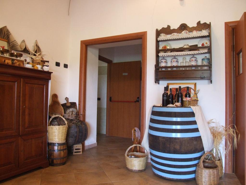 Agriturismo Locoe 오리에나 외부 사진