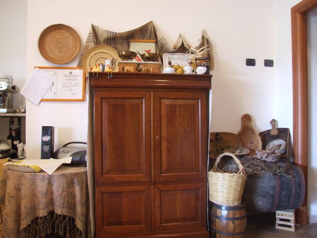 Agriturismo Locoe 오리에나 외부 사진